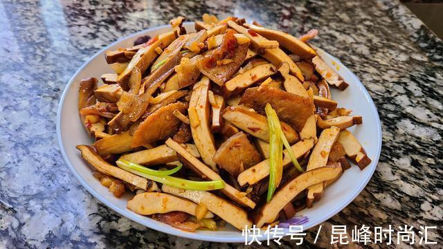 下饭|炒香干，又香又下饭的家常菜，简单好吃，成本才20块