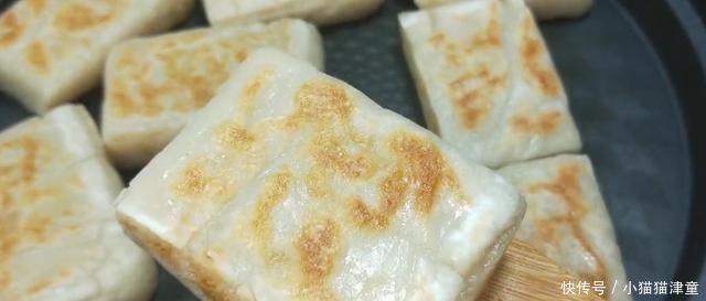 吃法|糯米粉的新吃法，1种做法2种口味，又软又糯还拉丝，8个不够吃