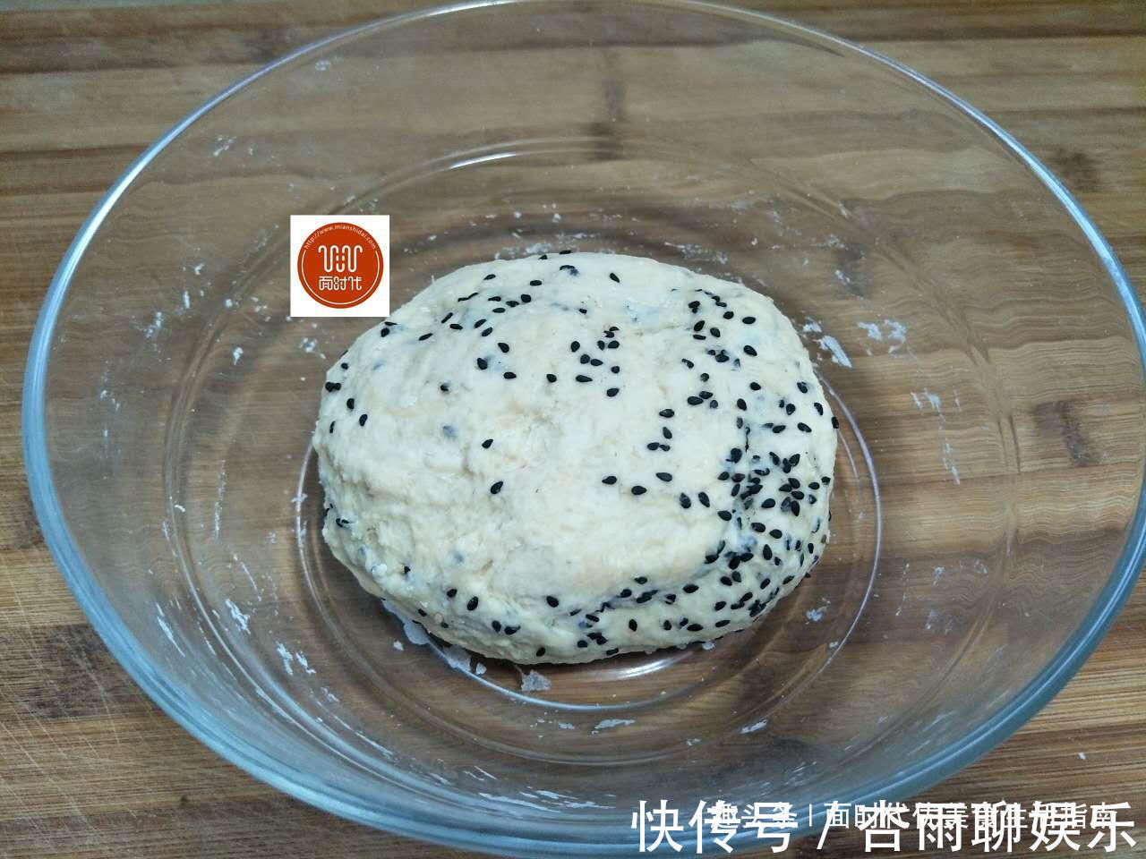 麻花形|麻花自己做，无添加，不用发面，两手一搓，做法简单更好吃