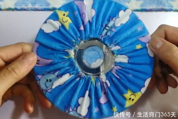 你家有废旧的光盘吗?改造下放家里特别“值钱”,家家户户用的到