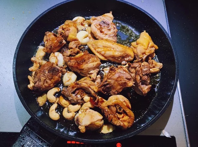 天气热没胃口大叔教你三杯鸡,Q弹鲜嫩,美味下饭,做法超简单