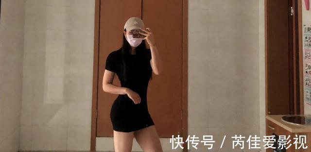 腹部|上海95后女老师，身材凹凸有型力量感十足，再把练腹动作给到你