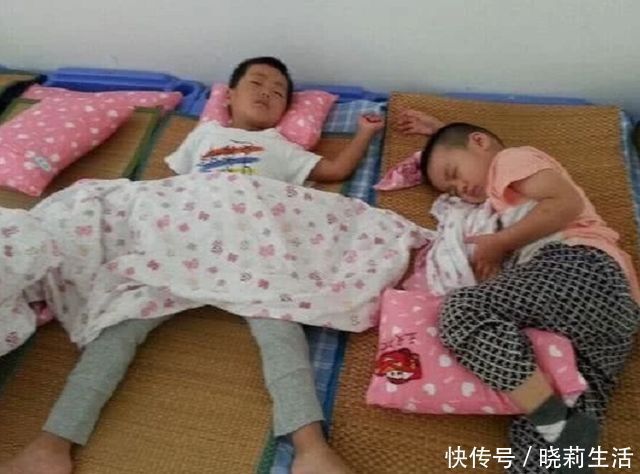 合格证|私立幼儿园午睡实拍图,看完后,家长给孩子买衣服还只图好看吗?