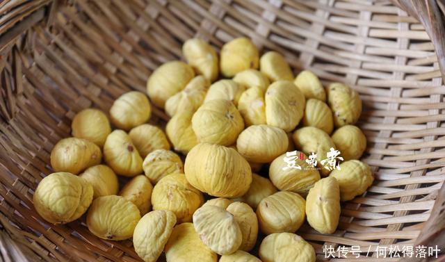 板栗|立冬之后多喝煲汤,此三种食材的搭配堪称完美,汤浓肉香实在好吃