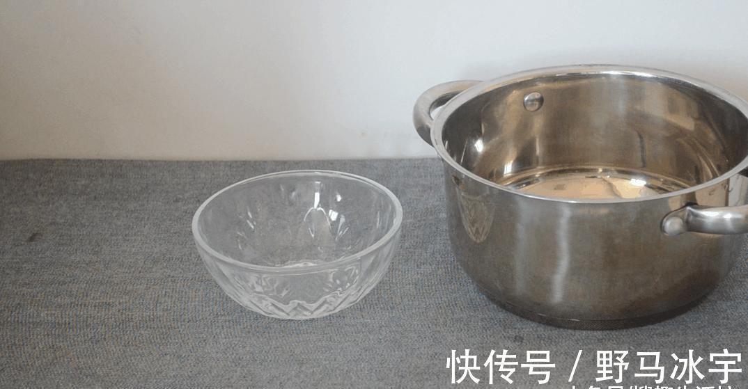 小窍门|不锈钢锅发黄了, 只需一张纸, 教你轻松巧洗白, 家家户户都用得到