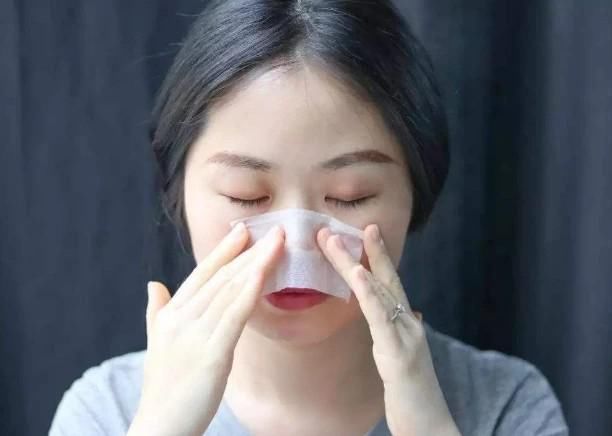 青春期女生总是“油光满面”?教你3个小妙招,轻松告别“大油田”!