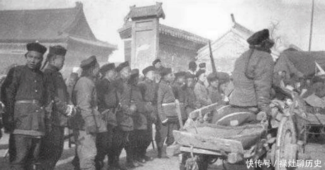 一路上|慈禧西逃的时候,大概带了多少人,一路上吃什么?