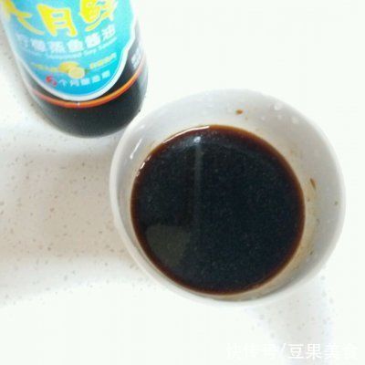 日常|#我的养生日常-远离秋燥#螃蟹蒸肉饼