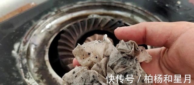 |沙雕动画，搞笑：和小伙伴比坑爹，我竟然还比不上他