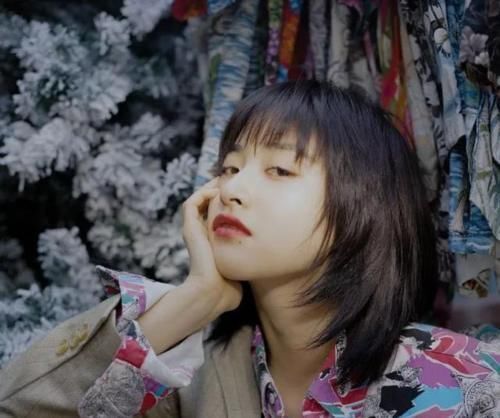 张慧琳|御姐的霸道气场,选择这款偏分短发,从而显脸小