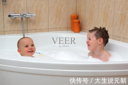 热水澡|冬天多久洗一次澡最好?这4个误区很多人浑然不知,别再乱洗澡