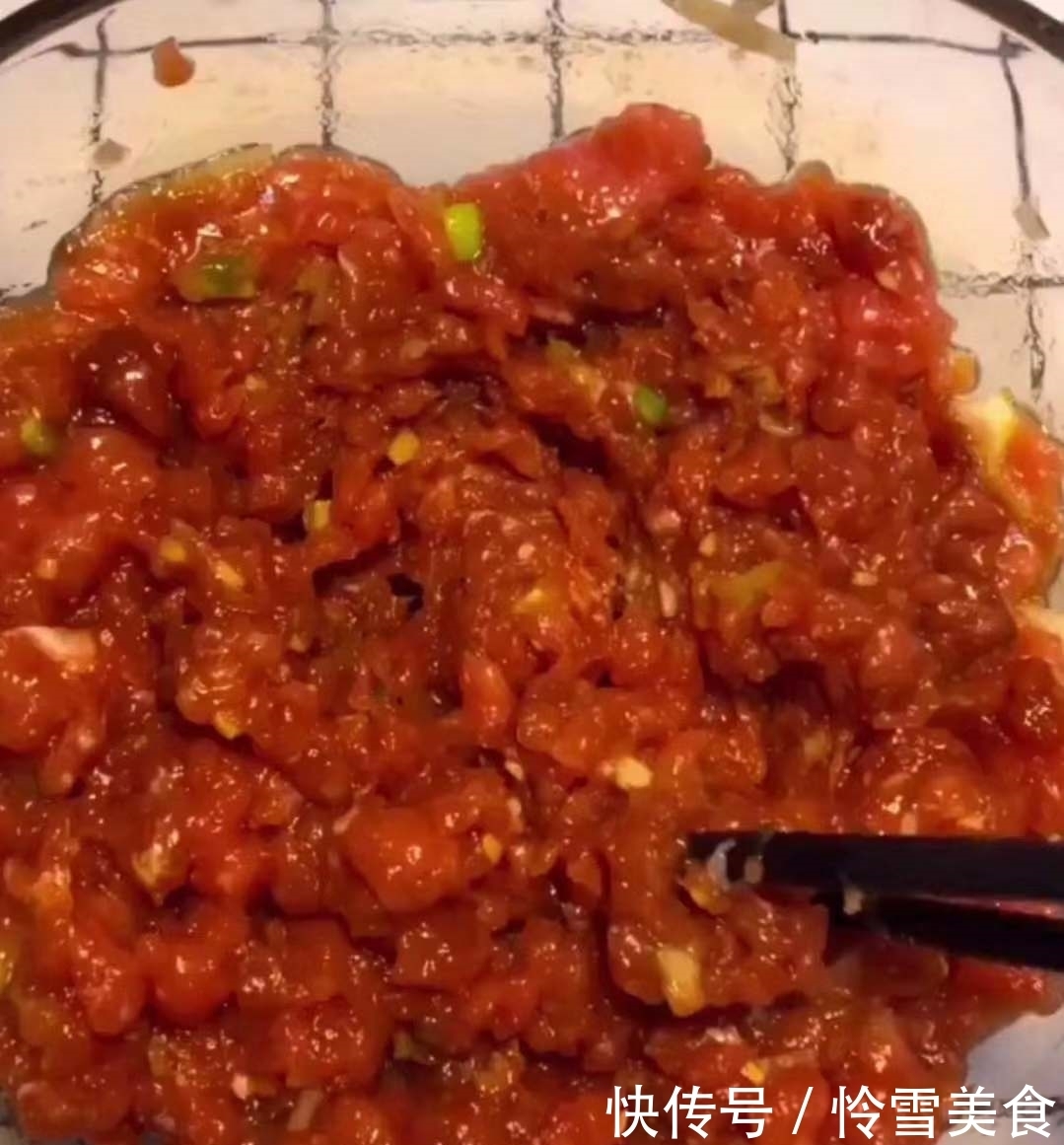 包子|家庭版水煎包:做法简单又好吃,比蒸出来的包子好吃多了~