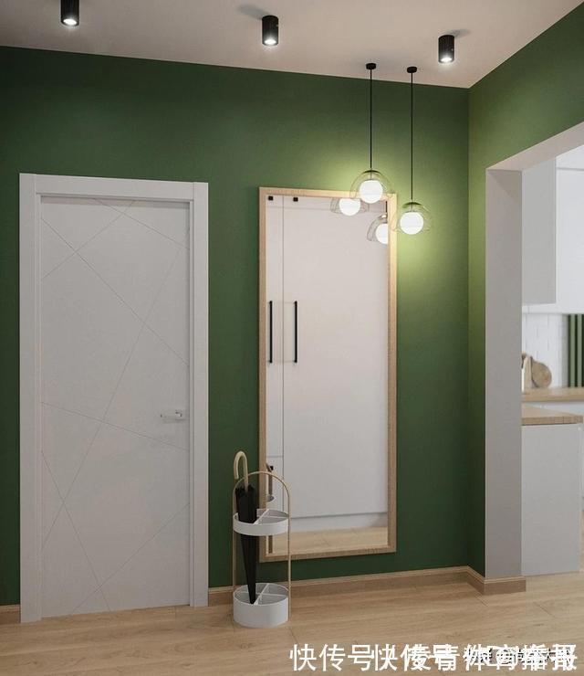 独居生|56岁阿姨的独居生活:住24㎡公寓,室内配色让人赏心悦目