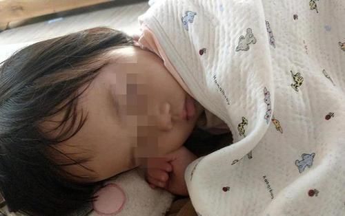 打骂|孩子晚上到点不睡觉,打一顿就好了?“无能”的父母才只会打骂!