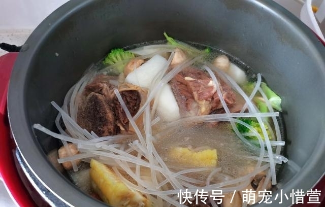 肉汤|老两口的晚餐只有一个菜,简单省事,网友:天天都想吃这样一个菜