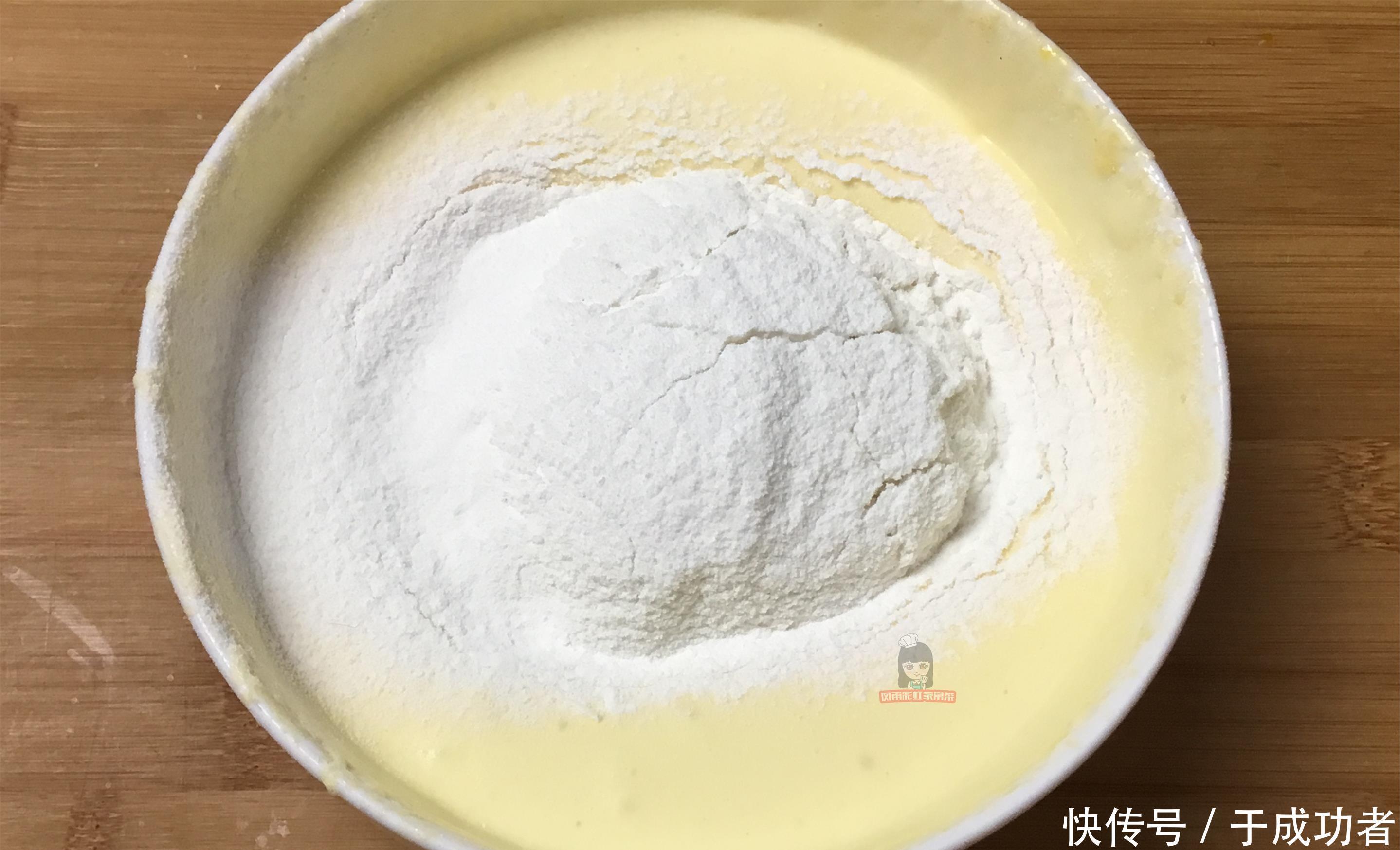 秘制|1碗面,3个鸡蛋,教你做一道秘制小点心,好吃到停不下了