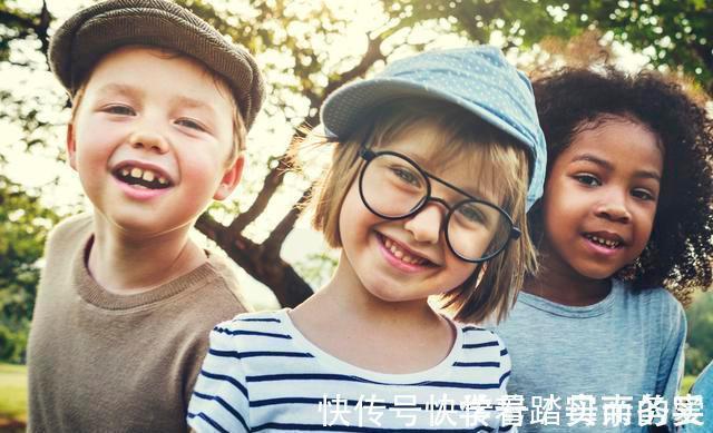 孩子|长大难在社会“立足”的孩子,大多来自这种家庭,爸妈别不当回事