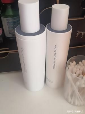 保湿|水乳什么牌子好？水乳“红黑榜”大pk，到底谁才是真正的赢家？