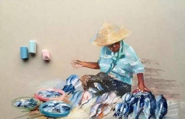 粉笔画!她用粉笔画了一匹白马,因为太美,学生沦陷了:黑板我们买了