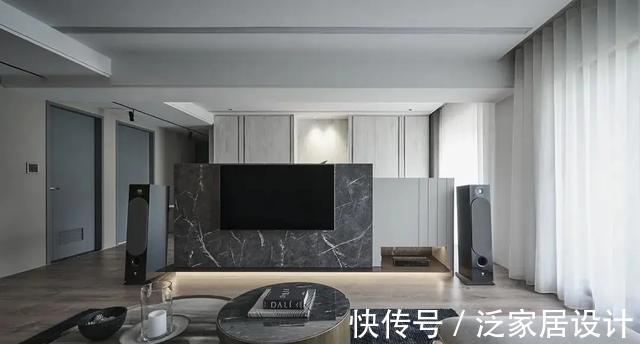 电视墙|95㎡自然宁谧灰二人宅，充满诗意