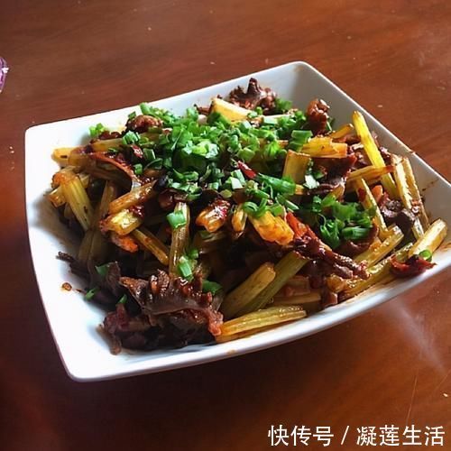 山药|想长寿先养肝,坚持吃三种美食,营养丰富,滋补身体,早吃早好