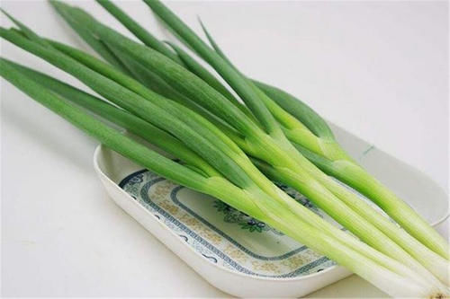 人到中年想长寿，3种食物离不开，补益气血，滋养皮肤，显年轻