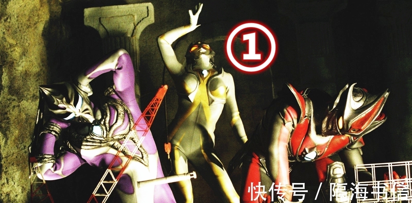 特利迦|奥特曼:两代邪恶女神出场PK,卡蜜拉身材没话说,姐姐始终是姐姐