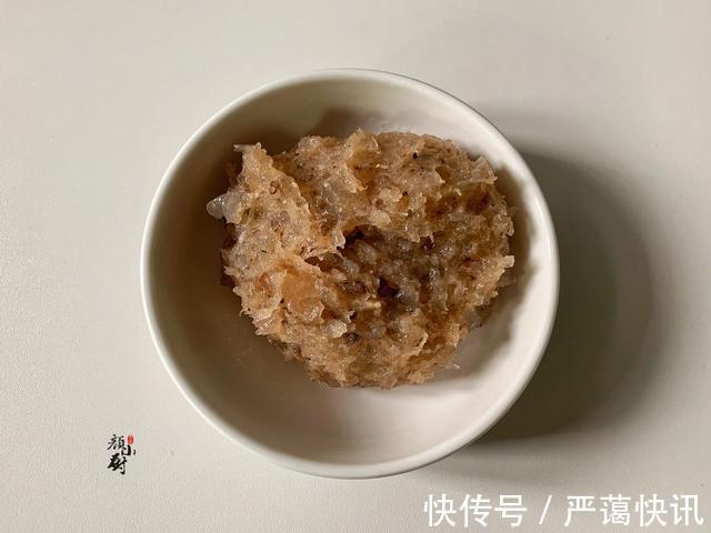 好吃|秋天，少吃猪肉多吃这道菜，煮一煮就上桌，鲜香嫩滑，好吃不长胖