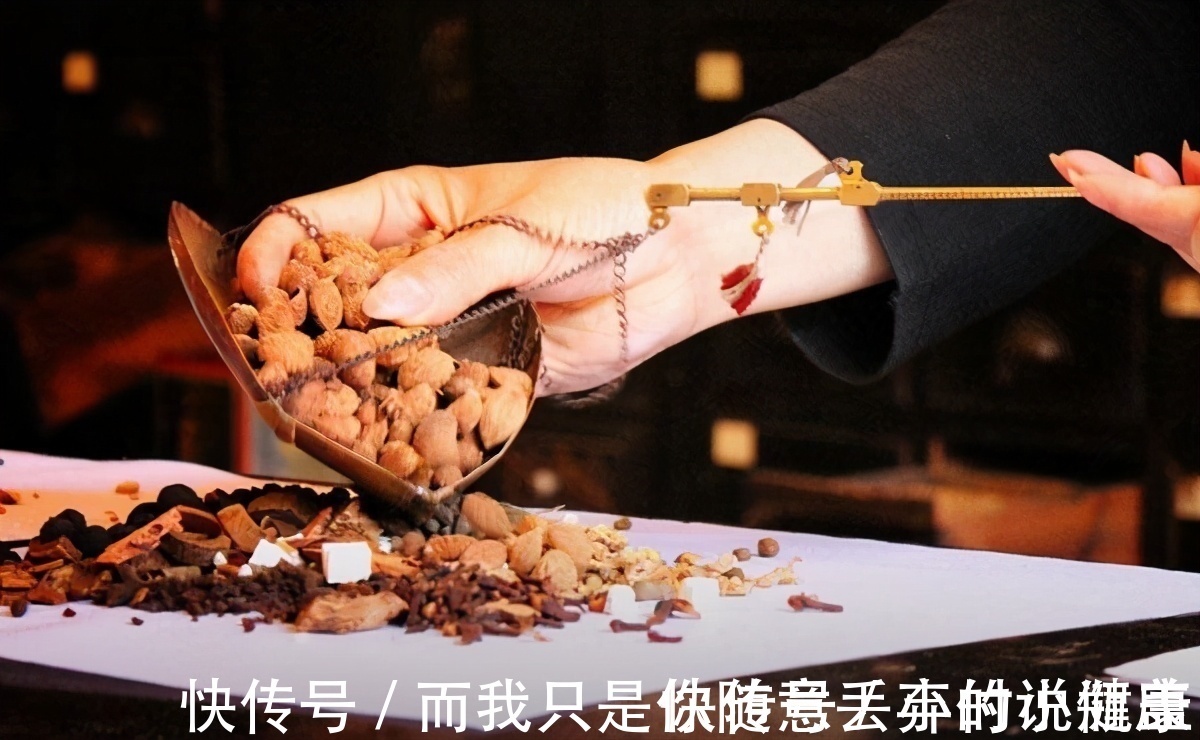 咖啡|气血不足的人，多吃“两红”少吃“两黄”，补气血身体更健康