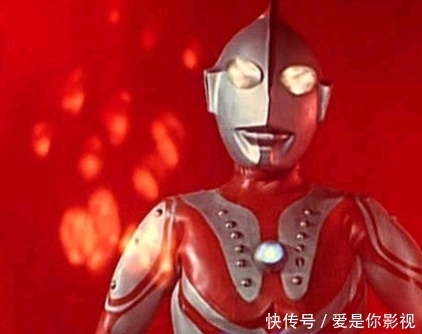 奥特曼|奥特曼:所谓的副奥,就是为抢主奥的戏份而生的,你说是吧,赛罗