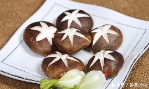 五种人|香菇好吃营养,但医生提醒,这五种人一口都不能吃,有的赶紧改掉