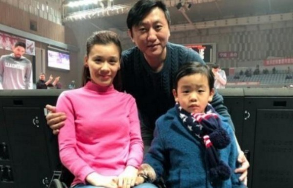 喜笑颜开|38岁桑兰抱新生儿喜笑颜开，谈二胎高位截瘫患者不该生