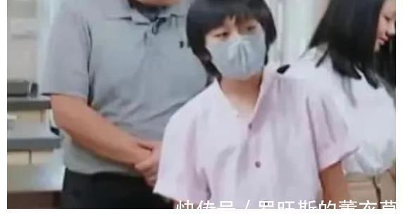 还记得《爸爸去哪儿》里软萌的KIMI吗，近照曝光，身材壮硕显成熟