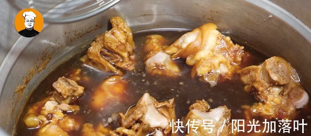 猪脚|手把手教你红烧猪脚的正确做法，软糯入味不油腻，吃一次就爱上！