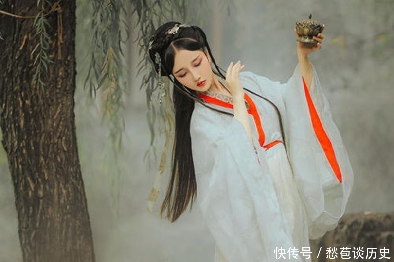 遣悲怀#元稹一首冷门悼亡诗,短短四句令人堕泪,不输那些千古名句