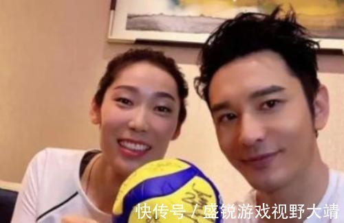 男演员|男演员站在拖车上与刘晏含拍戏!如何消除身高差距,成龙给出答案