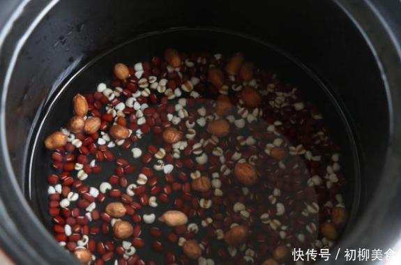 女生脸上总是没气色,用这4个食材做一碗糖水,真是美容又养颜