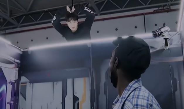 王一博 王一博抢布布组战队,开口说的第一句话就很强势,没人敢这么狂妄