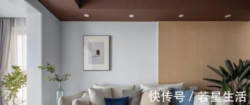 花花草草|晒晒我家40平小庭院，喝茶赏花岁月静好，邻居天天跑来蹭玩