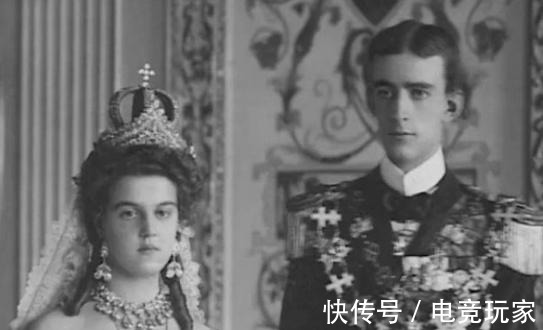 头饰$来自俄罗斯皇室的神秘珠宝,奢华的设计风格,带你领略不一样的美!