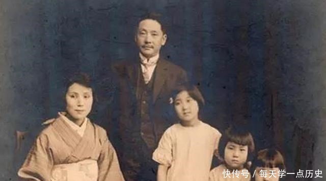 侵华|侵华女护士嫁给抗日名将,结婚64年生下一女,如今家喻户晓!