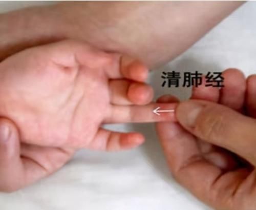  常规|孩子发热，除了常规退热，还有这些沿用千年的中医妙招