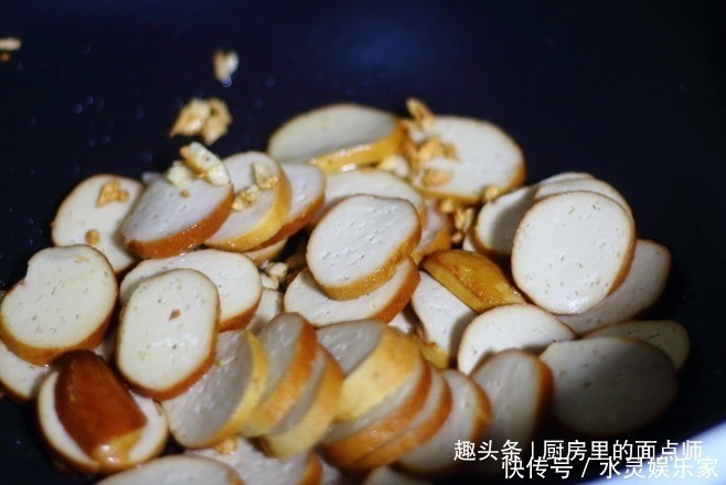 青椒|它是“血管清洁剂”,隔天炒一盘,血管不堵,皮肤细腻,小腹平坦