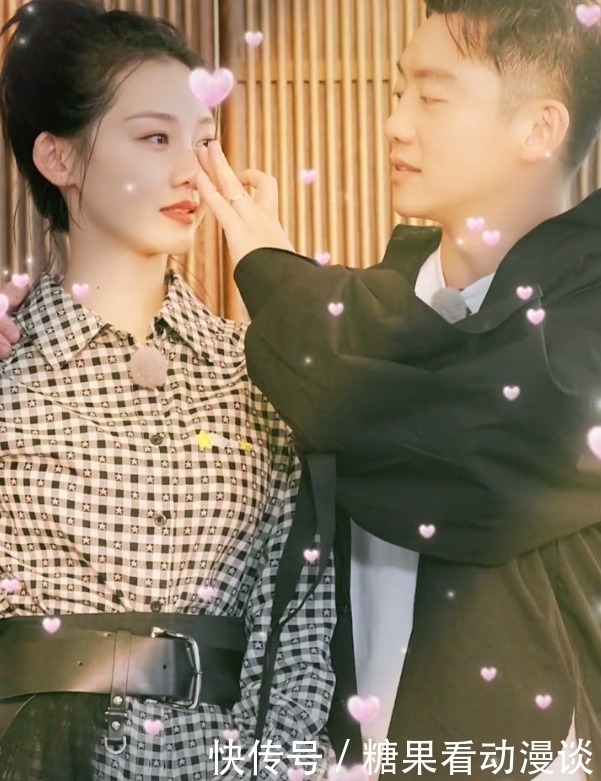 三口之家 大型“虐狗”现场,苗苗自曝7年前就看上郑恺,如今心愿是生二胎