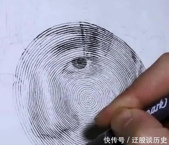 易烊千玺|美术生不走寻常路,画圆圈来玩,成品却让人大吃一惊