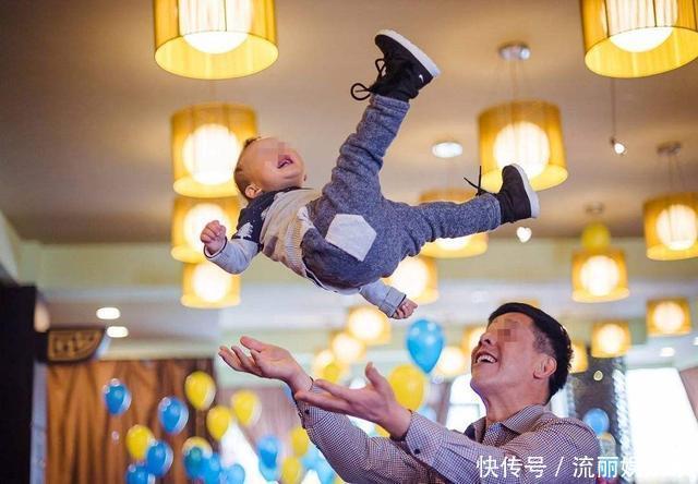 女儿|面对年过半百非要二胎的父母，25岁女儿神操作应对