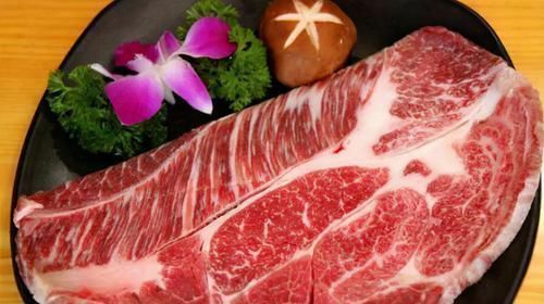 买牛肉，内行人只挑“这4块”，肉贩子见了都不敢忽悠你！