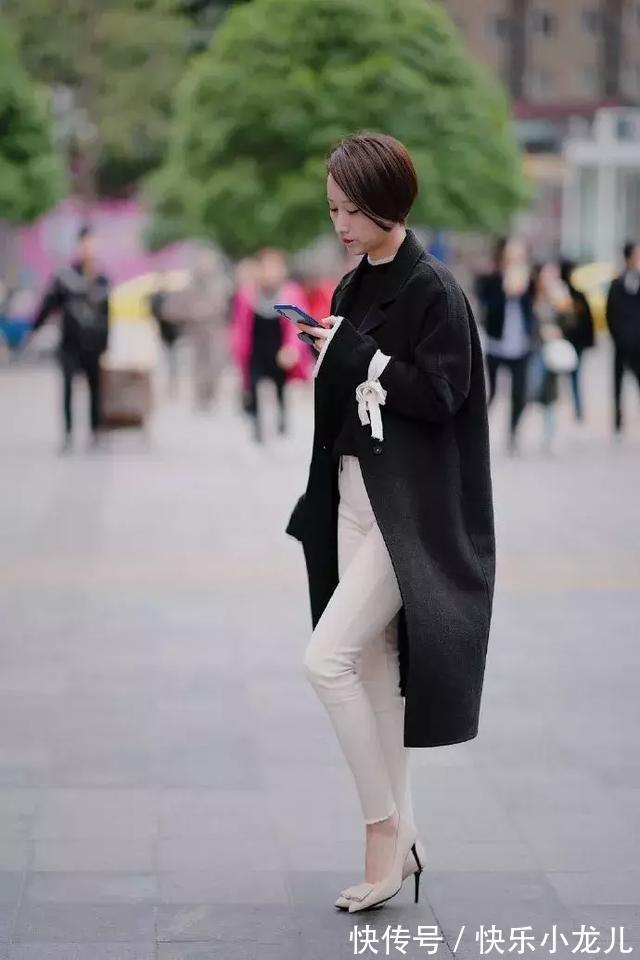 高跟鞋 黑色连衣裙,收腰款式打造出完美高挑身材,显得更加的修长