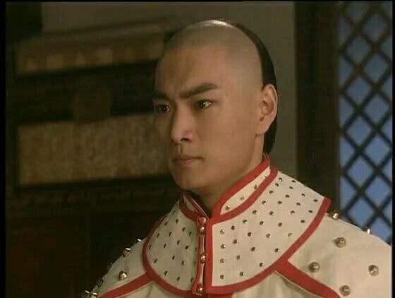 起到|努尔哈赤的长子褚英为何被杀?五大功臣起到什么作用?他身不由己