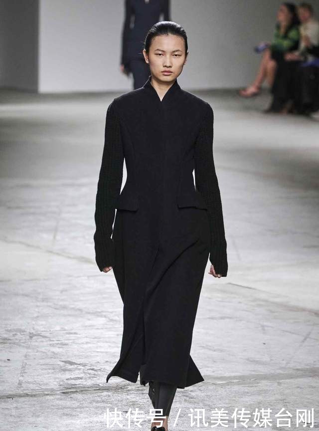 颜色不会搭?绿色特别又好看!潮流搭配7个分析:其它色照做就行